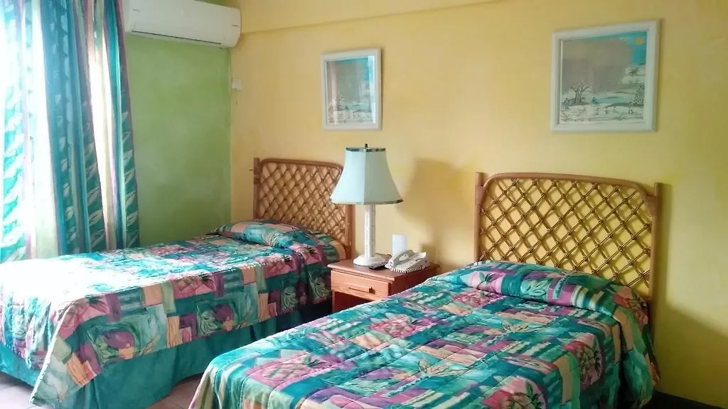 Doctors Cave Beach Hotel Montego Bay
